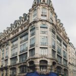 SCPI ou immobilier locatif direct : que choisir en 2026 ?